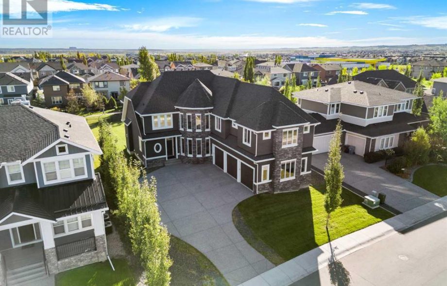 luxury Houses for sale in Calgary